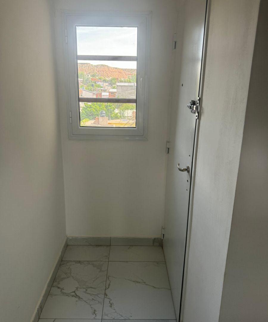 Foto de ALQUILO DEPARTAMENTO DE 3 DORMITORIOS EN GREGORIO ALVAREZ- NEUQUÉN, imagen 3