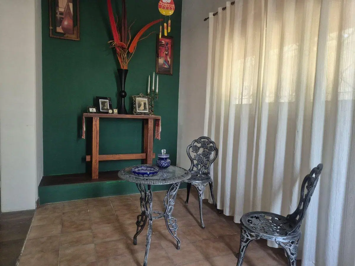 VENTA CASA EN BLOCK L. DE ZAMORA. APTA 2 FAMILIAS 3
