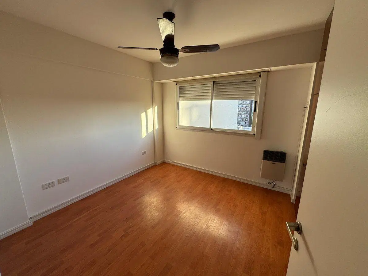 DEPARTAMENTO 2 AMB EN ALQUILER CON COCHERA LOMAS 5