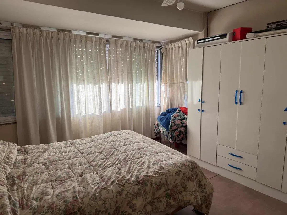 VENTA GALPON CON DEPARTAMENTOS LANUS OESTE 5