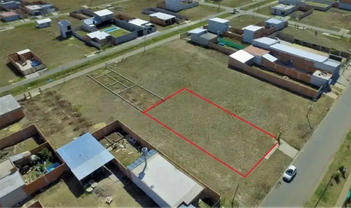 LOTE EN VENTA DE 260 M2 BARRIO SANTA ANA GLEW 5