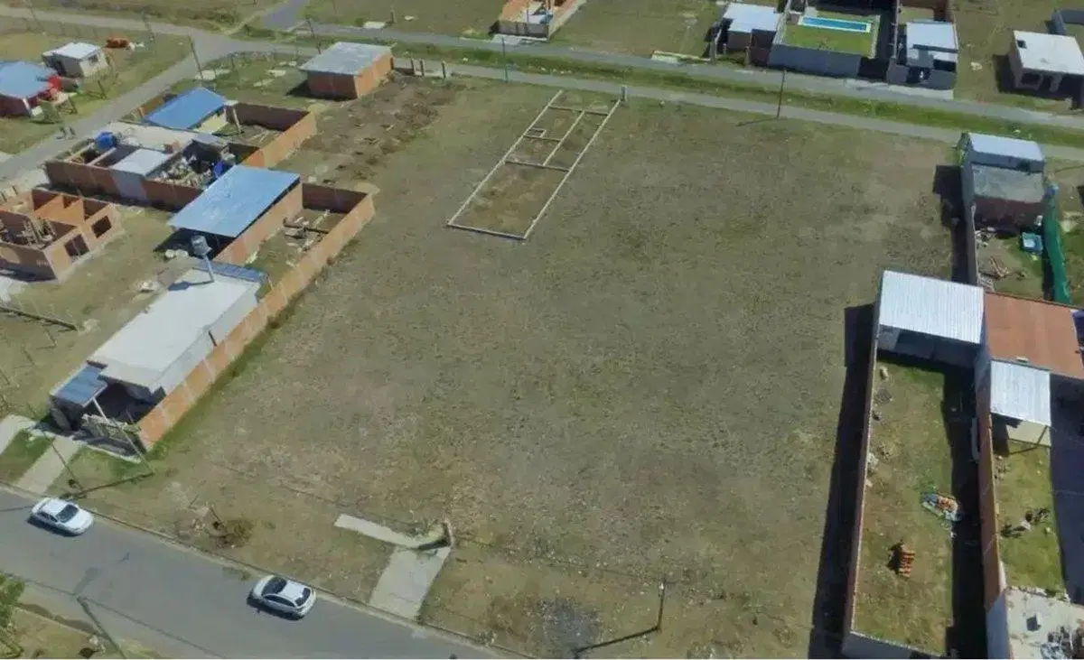 LOTE EN VENTA DE 260 M2 BARRIO SANTA ANA GLEW 2