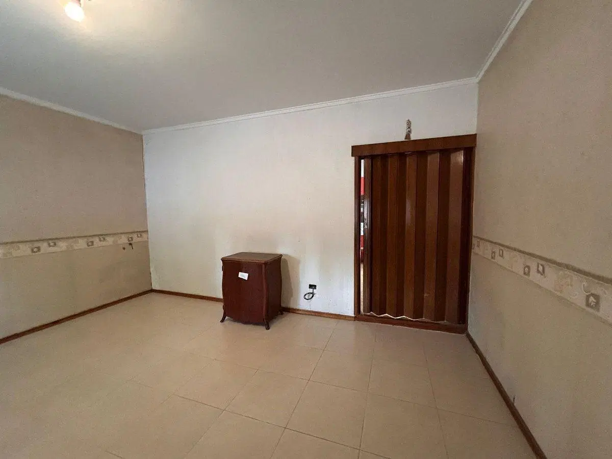 CASA 4 AMB CON COCHERA EN LOMAS DE ZAMORA 4