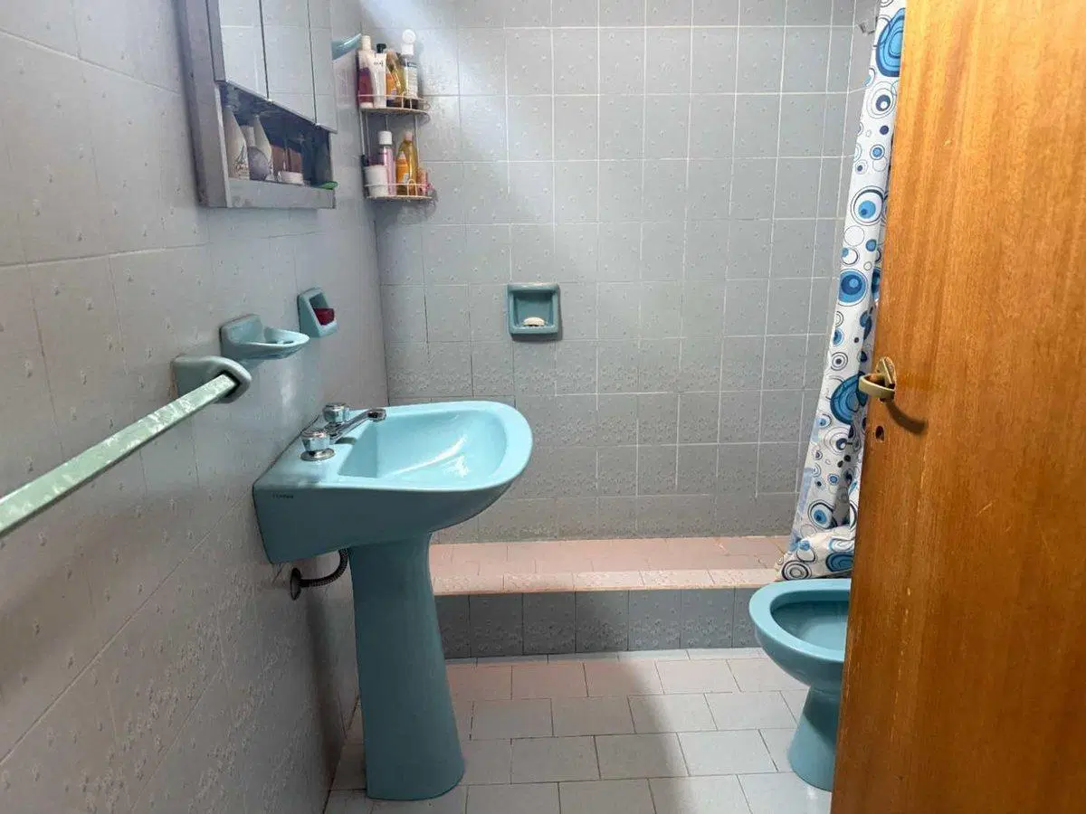 VENTA CASA DOS AMB C/COCHERA, PATIO - APTO CREDITO 5