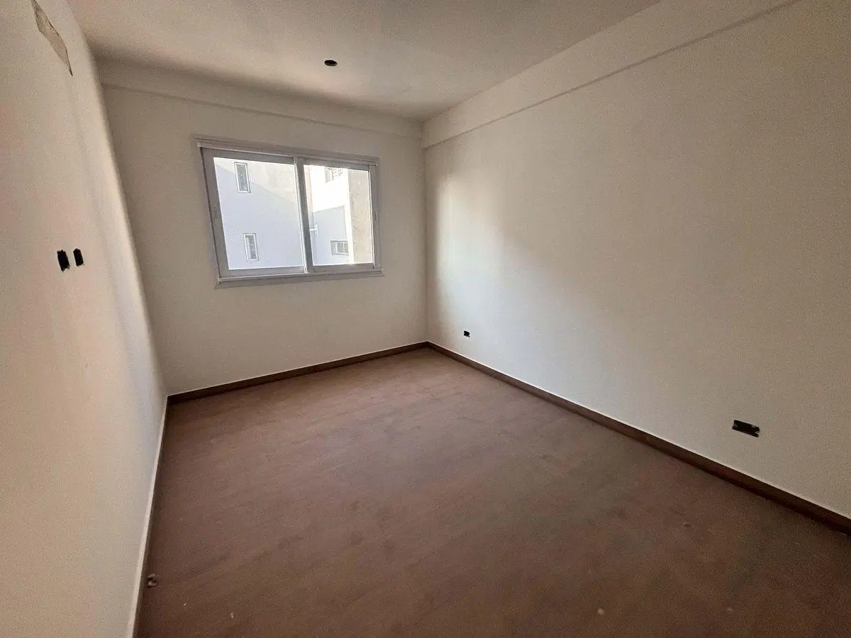 DEPTO 4 AMB NUEVO-BALCON-PARRILLA-125 M2-LANUS O. 4