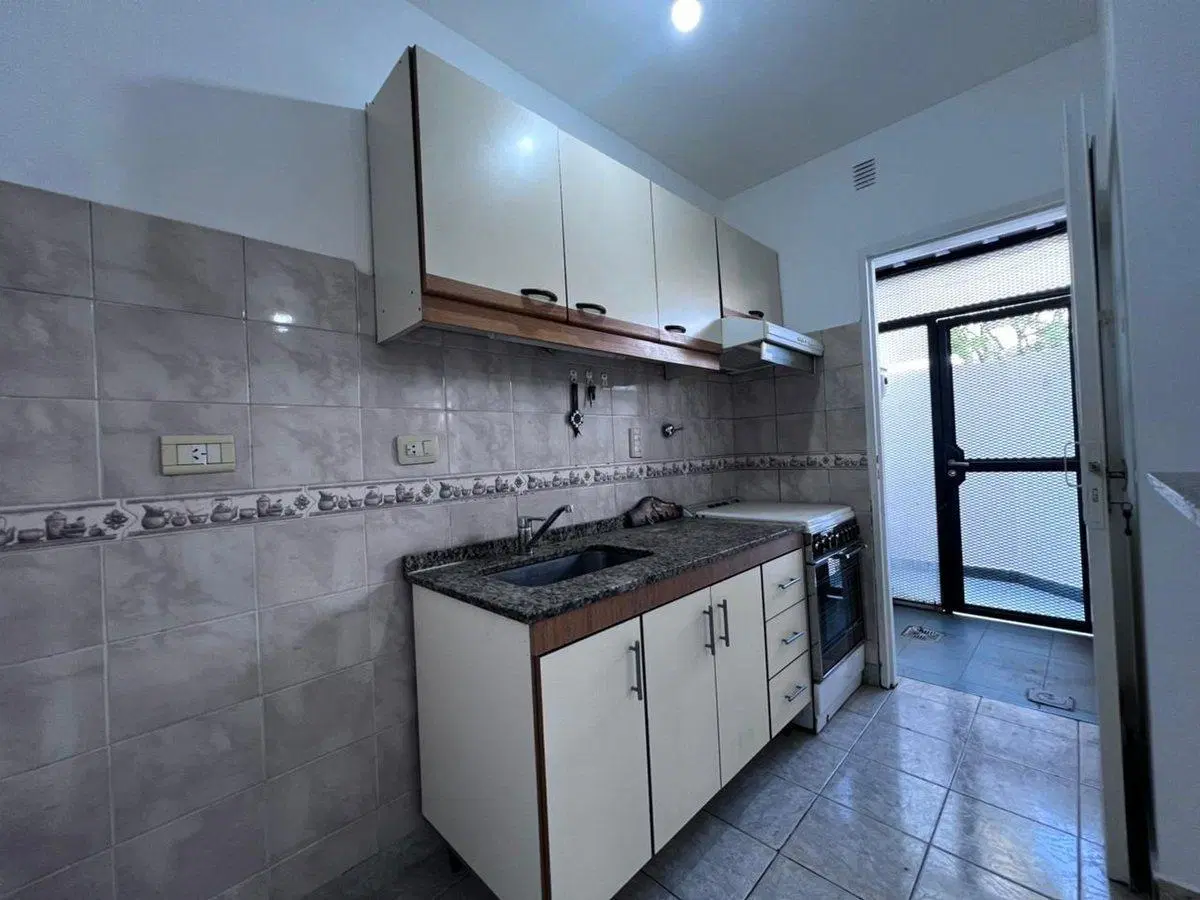 Excelente Dúplex en venta Lanús oeste 5