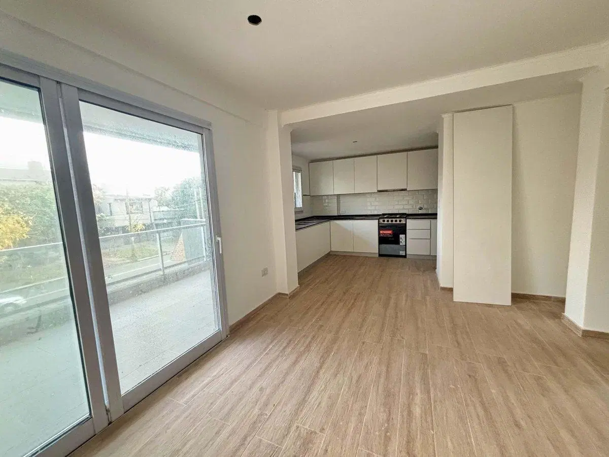 VENTA DEPTO 3 AMB A ESTRENAR C/COCHERA LANÚS OESTE 2