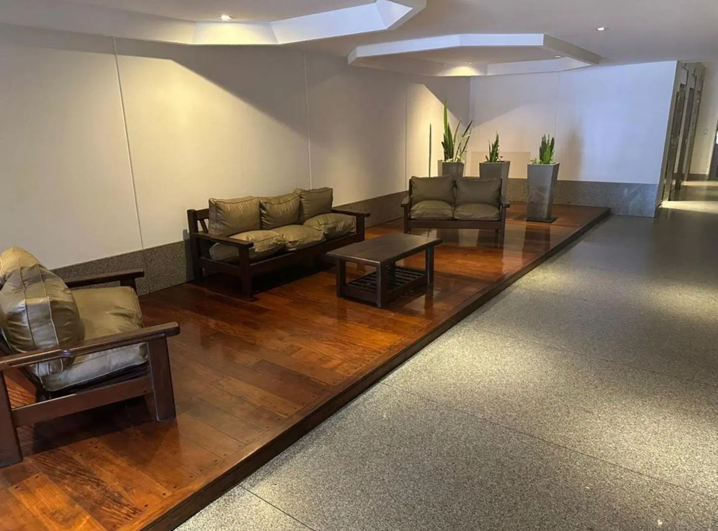 DEPTO DE 2 AMB EN VENTA  AV CORDOBA 1600 REC NUEVO 5