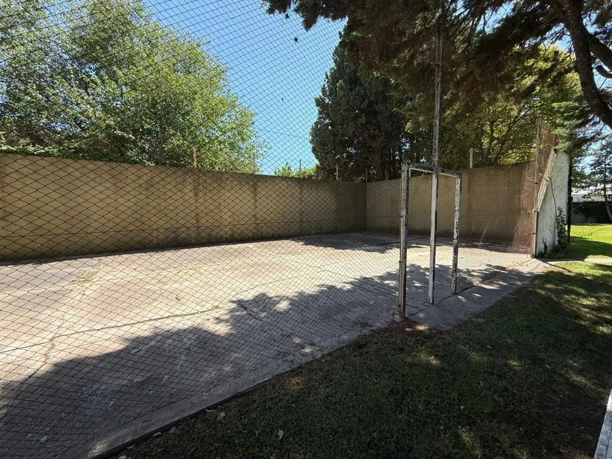 Casa quinta en venta Guernica c/pileta 2