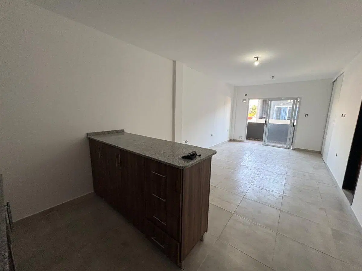 DEPARTAMENTO 1 AMB EN VENTA LANUS OESTE 2