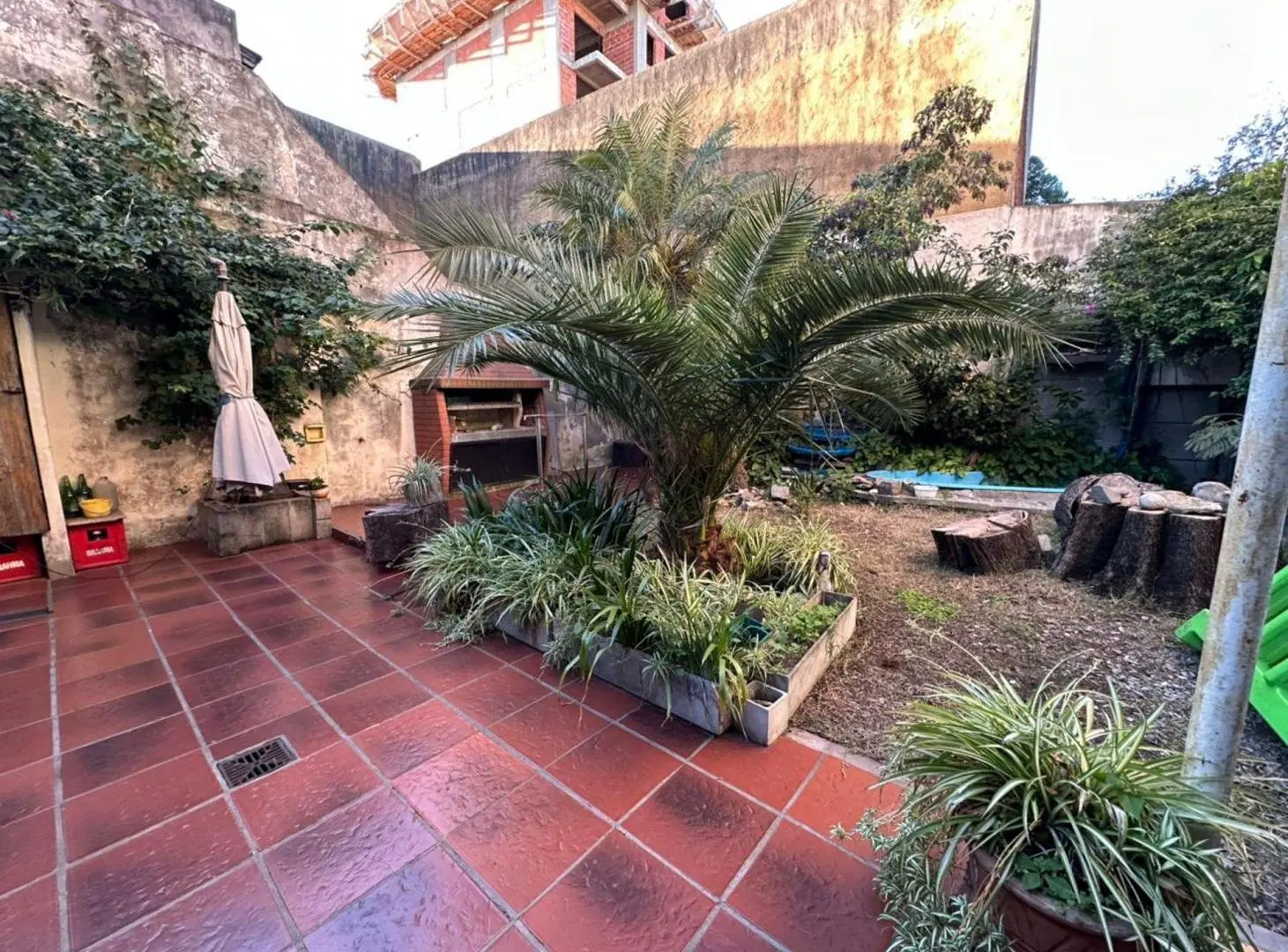 VENTA CASA 3 AMB CON PARQUE - VALENTIN ALSINA 8