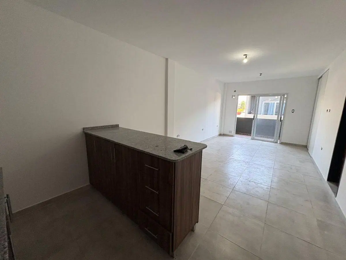DEPARTAMENTO MONOAMBIENTE EN VENTA LANUS OESTE 3