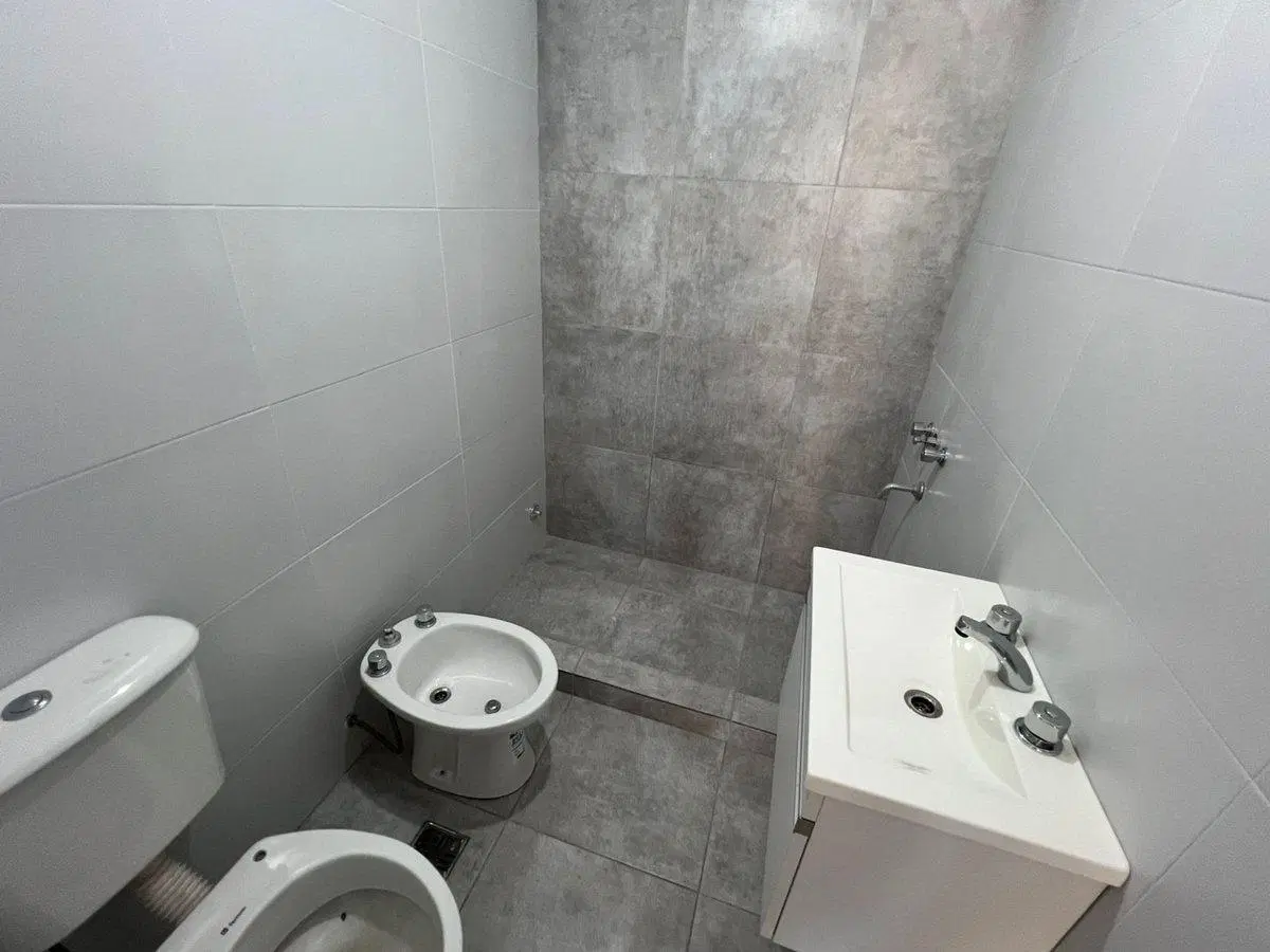 mono con balcón en venta a estrenar Lanús oeste 5