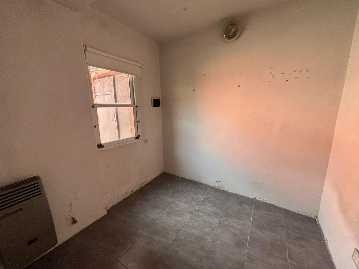 DOS CASA S/LOTE DE 237 M2 V. ALSINA VENTA 5