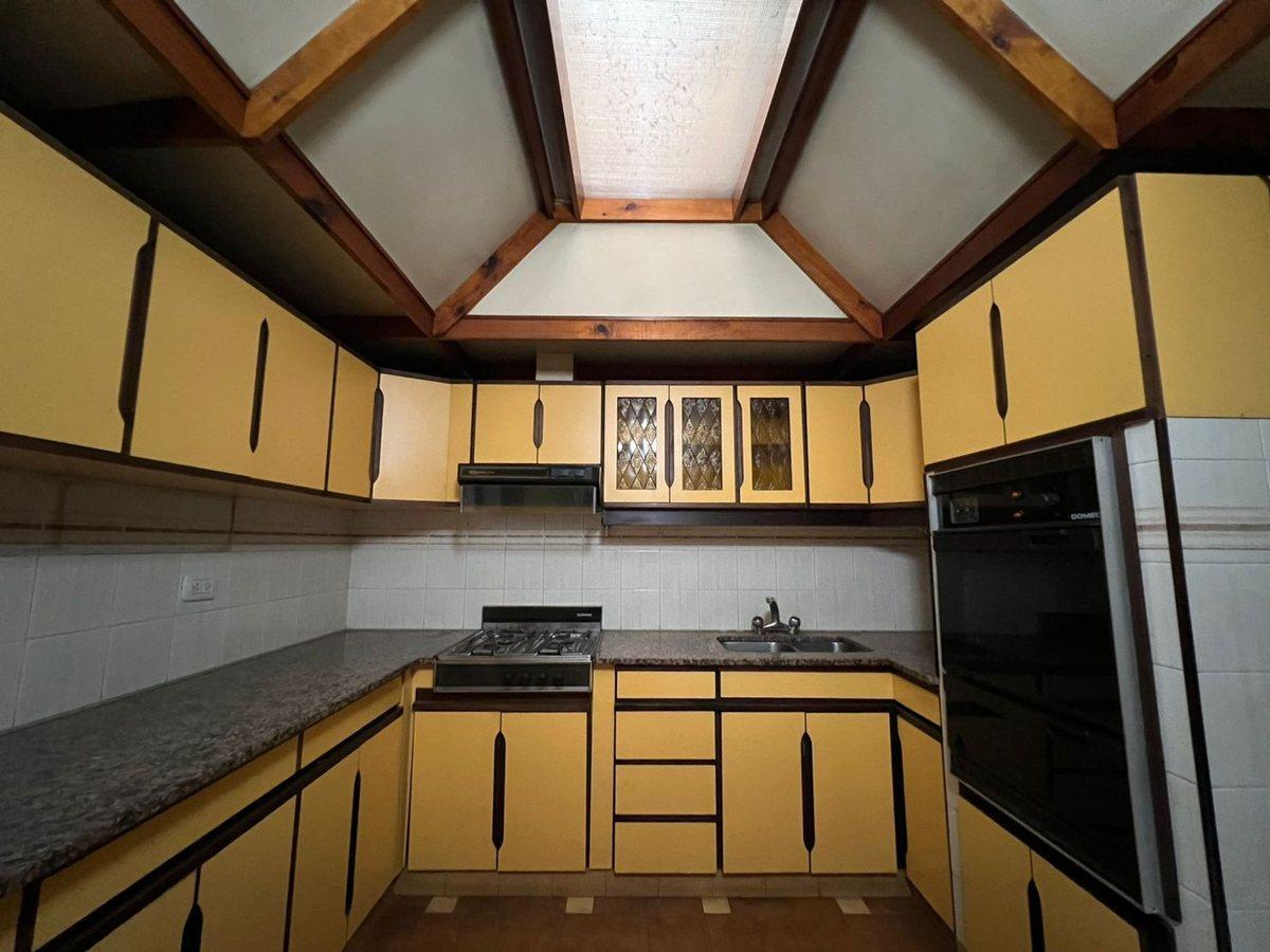 CASA LOTE PROPIO EN VENTA, 8,66X35 BANFIELD