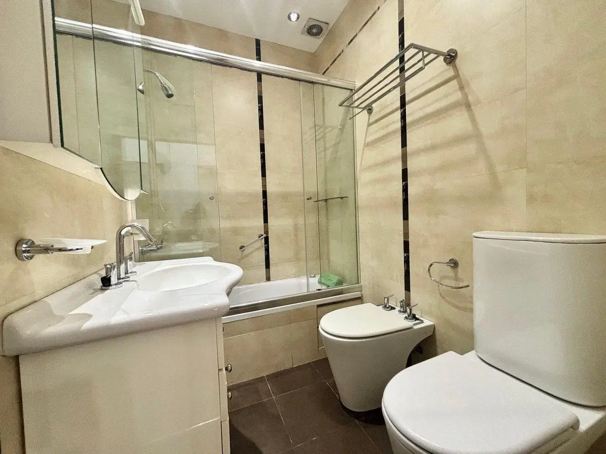 Casa en venta ADROGUE NUEVO VALOR 3 AMB Y COCHERA 3