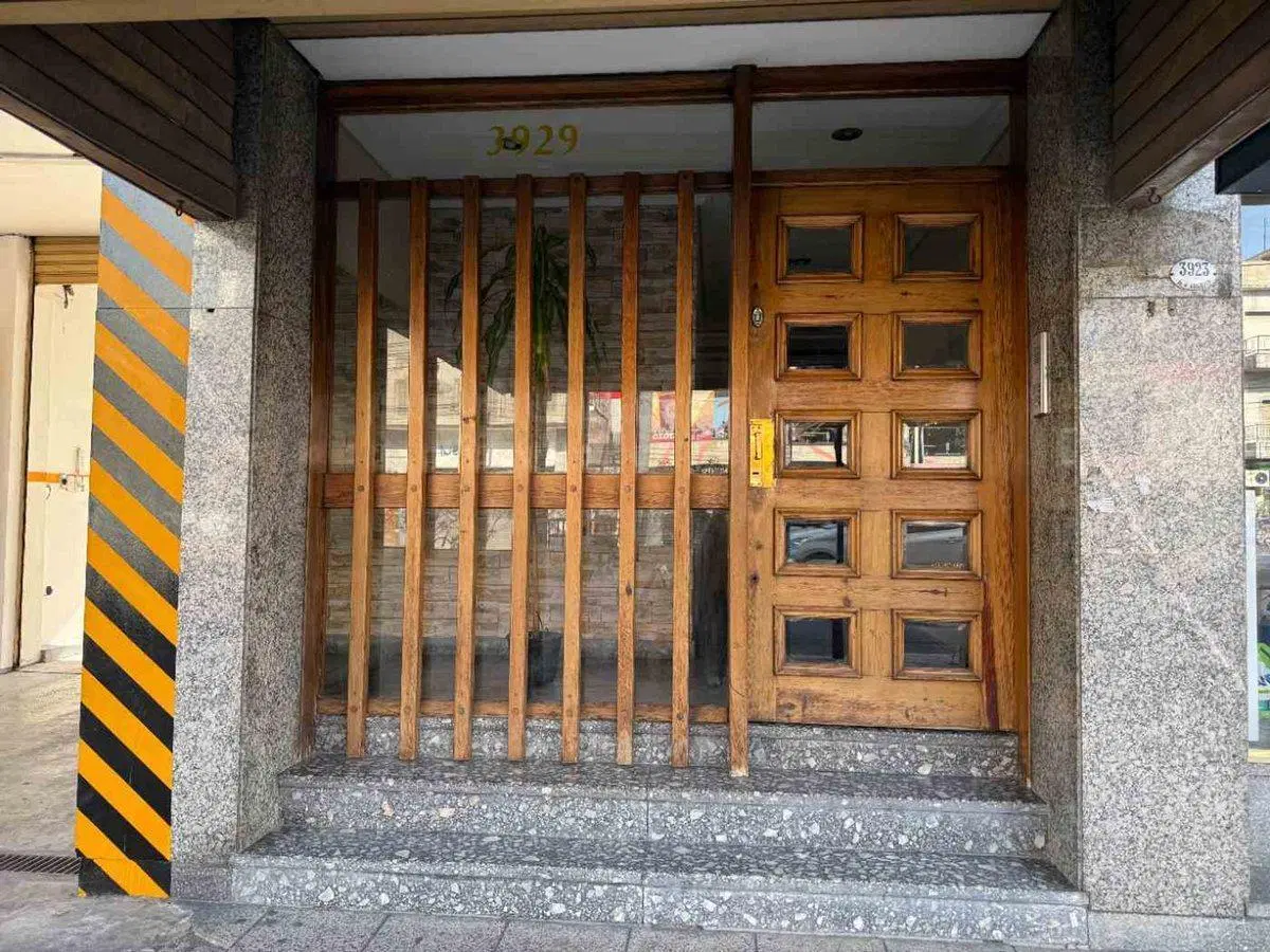 ALQUILER LOCAL COMERCIAL - S/EXPENSAS -LANÚS OESTE 4