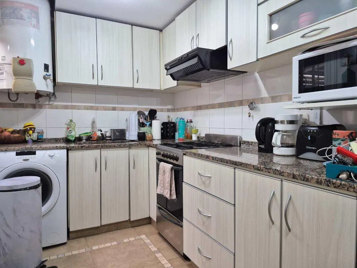 DUPLEX 3 AMB. APTO CREDITO ZONA CENTRICA LANUS. 2