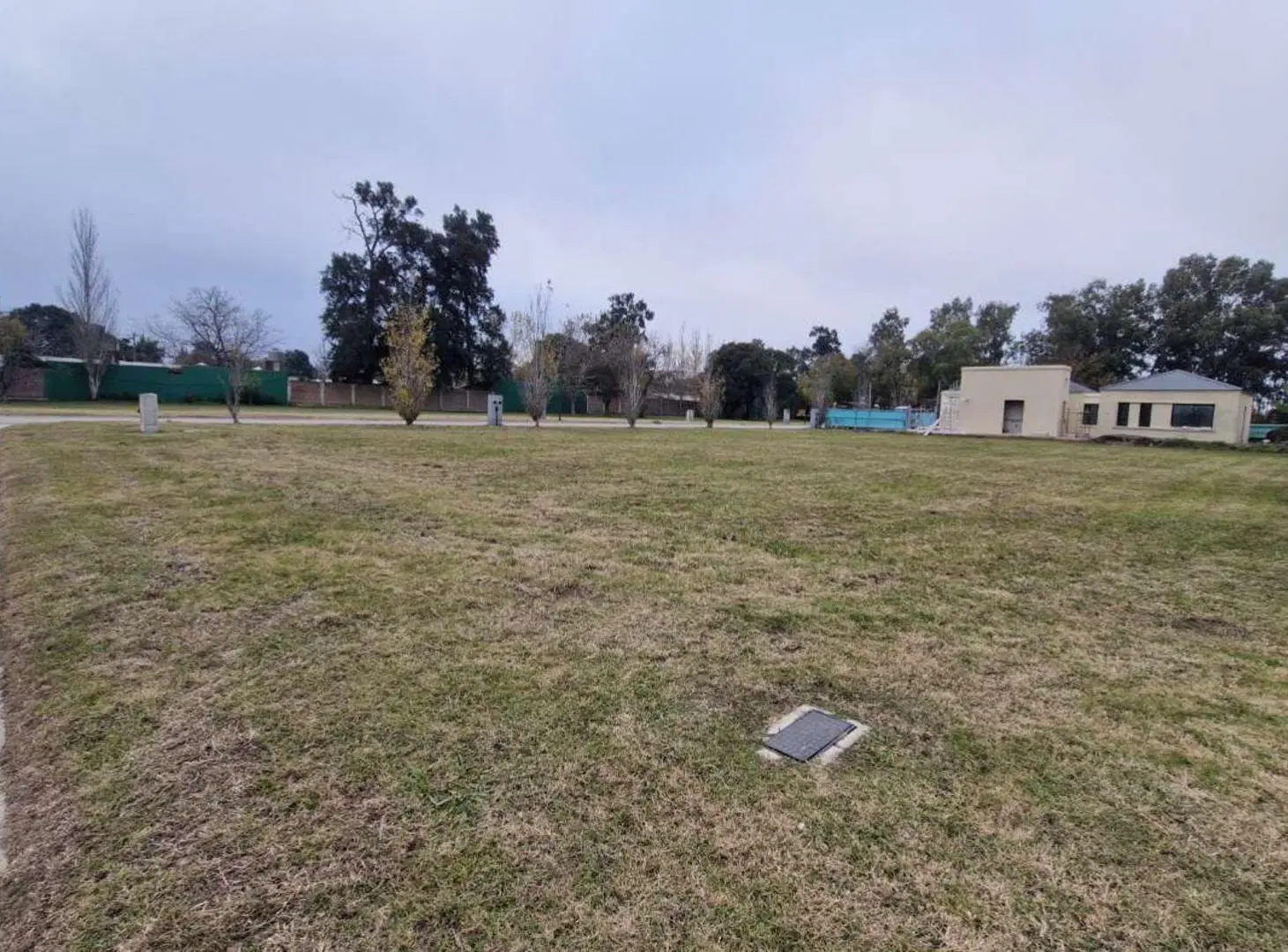 Lote en Barrio privado Saint Joseph . PERMUTA 3