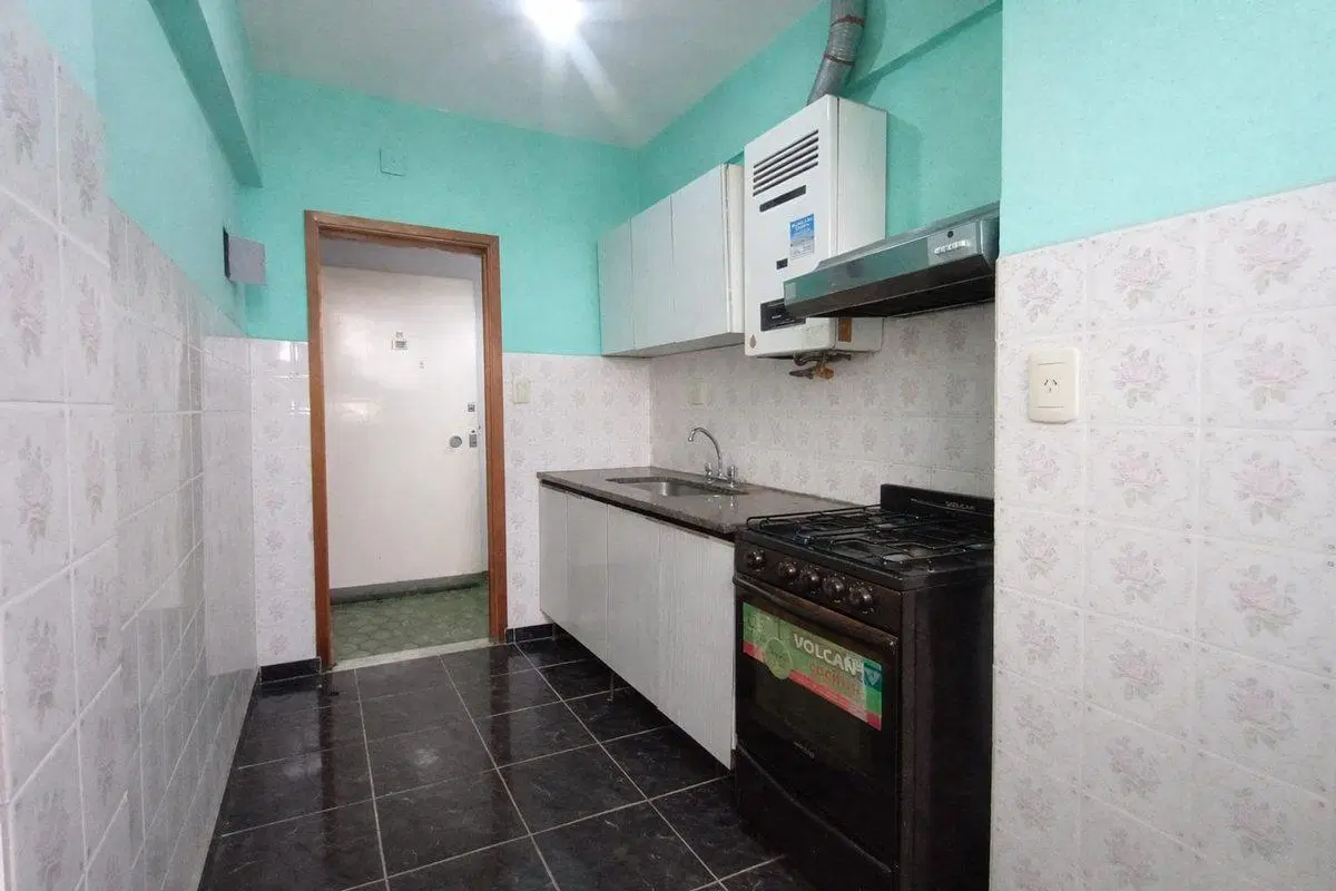 Venta  Departamento 2 ambientes en Bernal 4