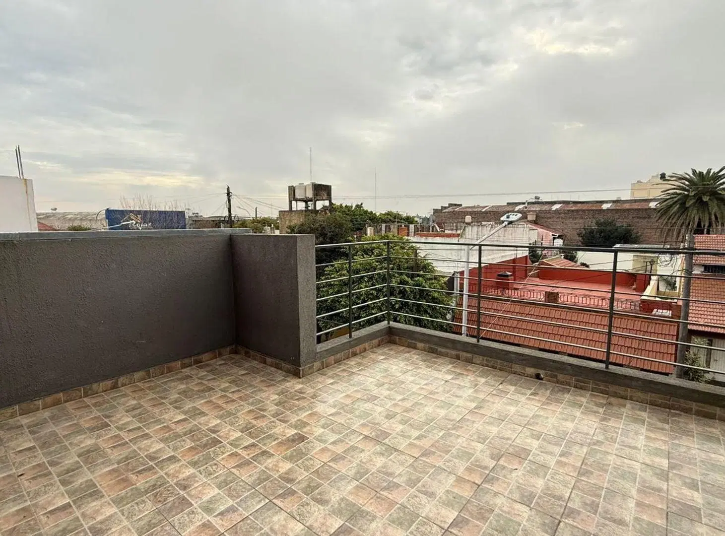 DEPTO 2 AMB EN ALQUILER CON TERRAZA Y COCHERA 4