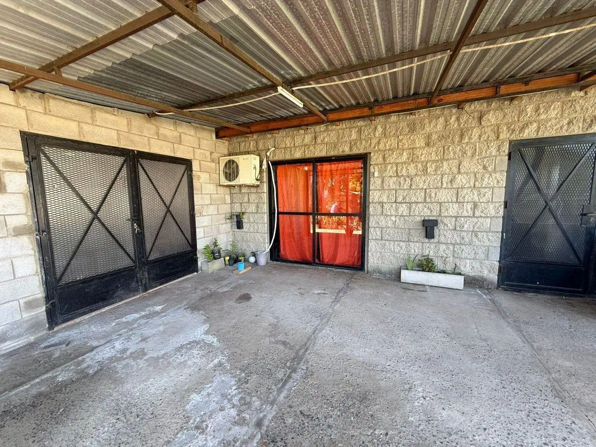 Casa en venta 2 ambientes con pileta 4