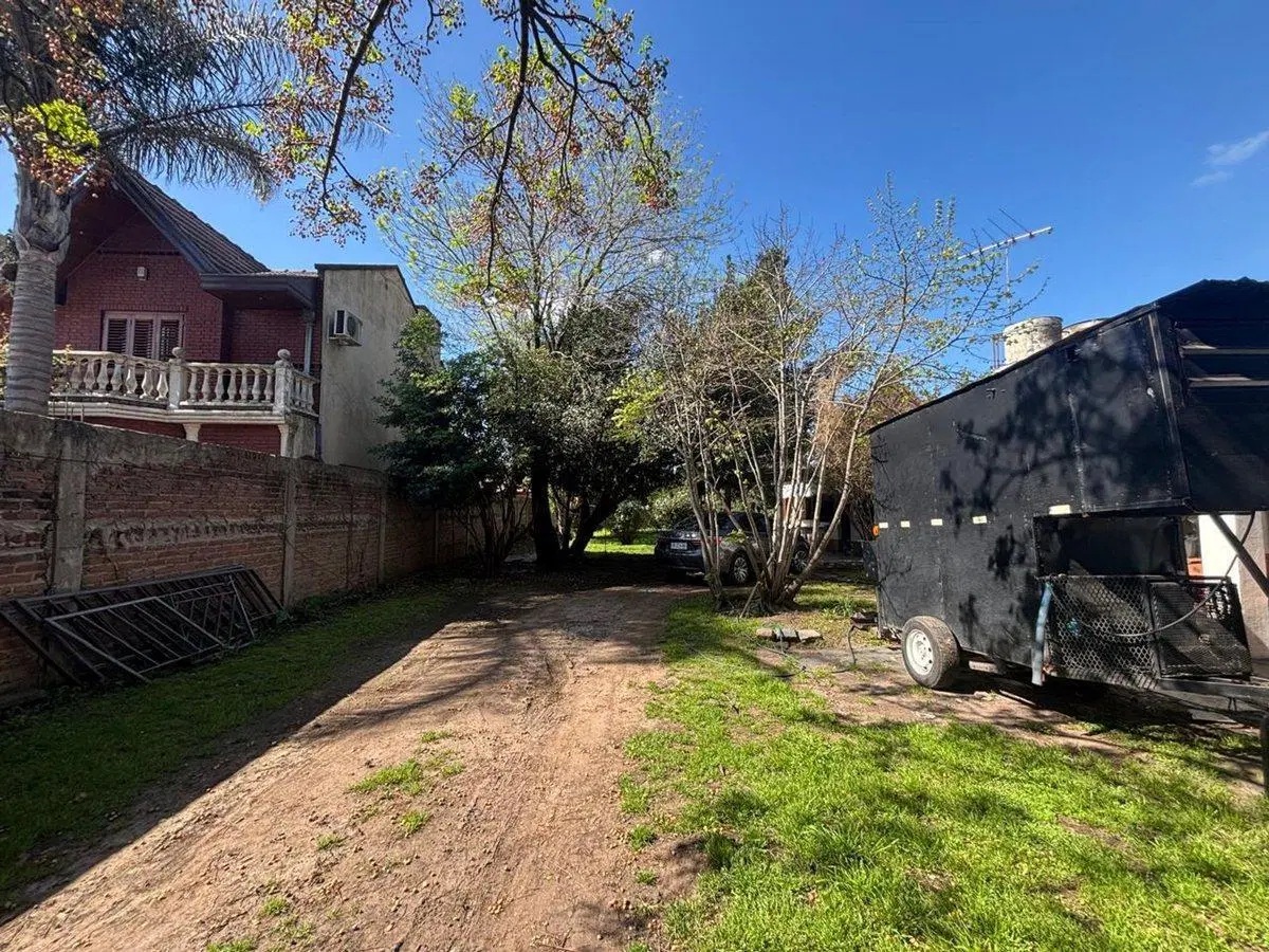 CASA EN VENTA EZEIZA LOTE 1000 M2.PERMUTA-FINANCIA 2
