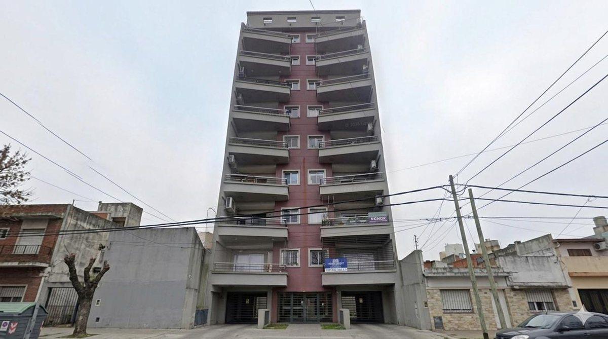Foto de DEPARTAMENTO EN VENTA 2 AMB. CON BALCON LANUS E., imagen 1