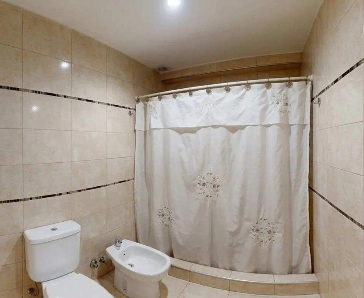 DEPARTAMENTO EN VENTA 2 AMB. CON BALCON LANUS E. 5