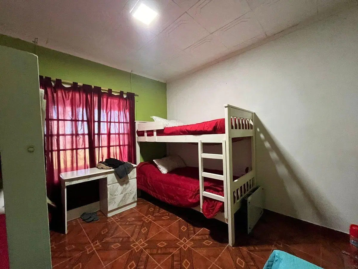 CASA QUINTA EN GUERNICA Pileta/Parque 3,316 M2 4
