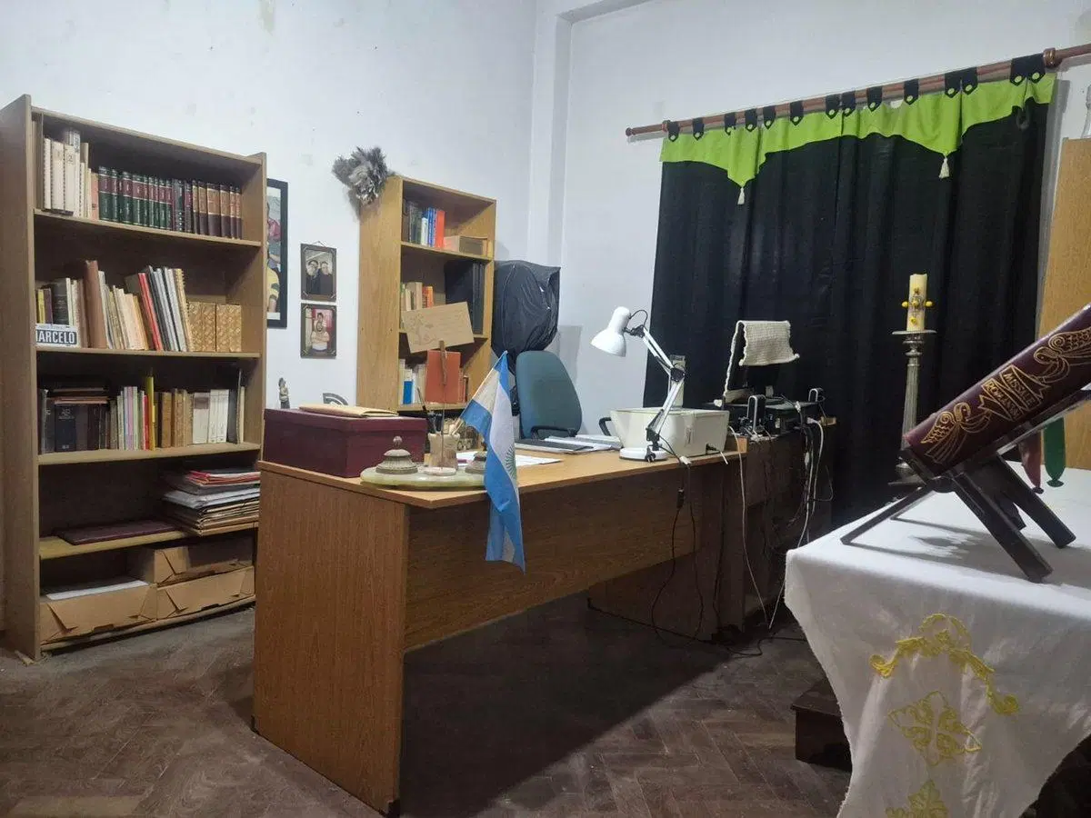 VENTA CASA EN BLOCK L. DE ZAMORA. APTA 2 FAMILIAS 3