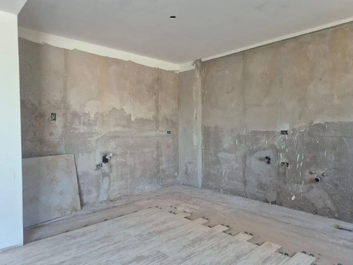 VENTA PISO DE CATEGORIA 4 AMB C/COCHERA LANUSITA 3