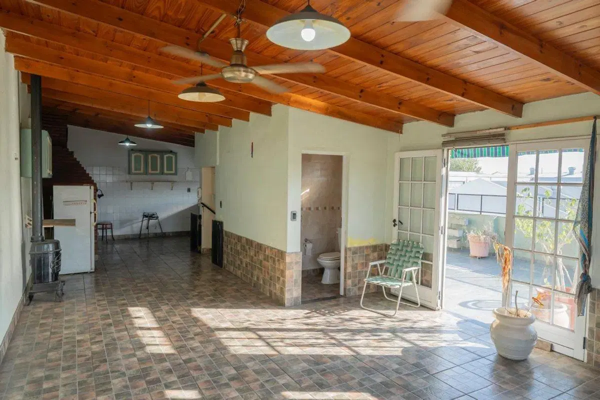 VENTA PH 3 AMBIENTES CON QUINCHO LANUS OESTE 2