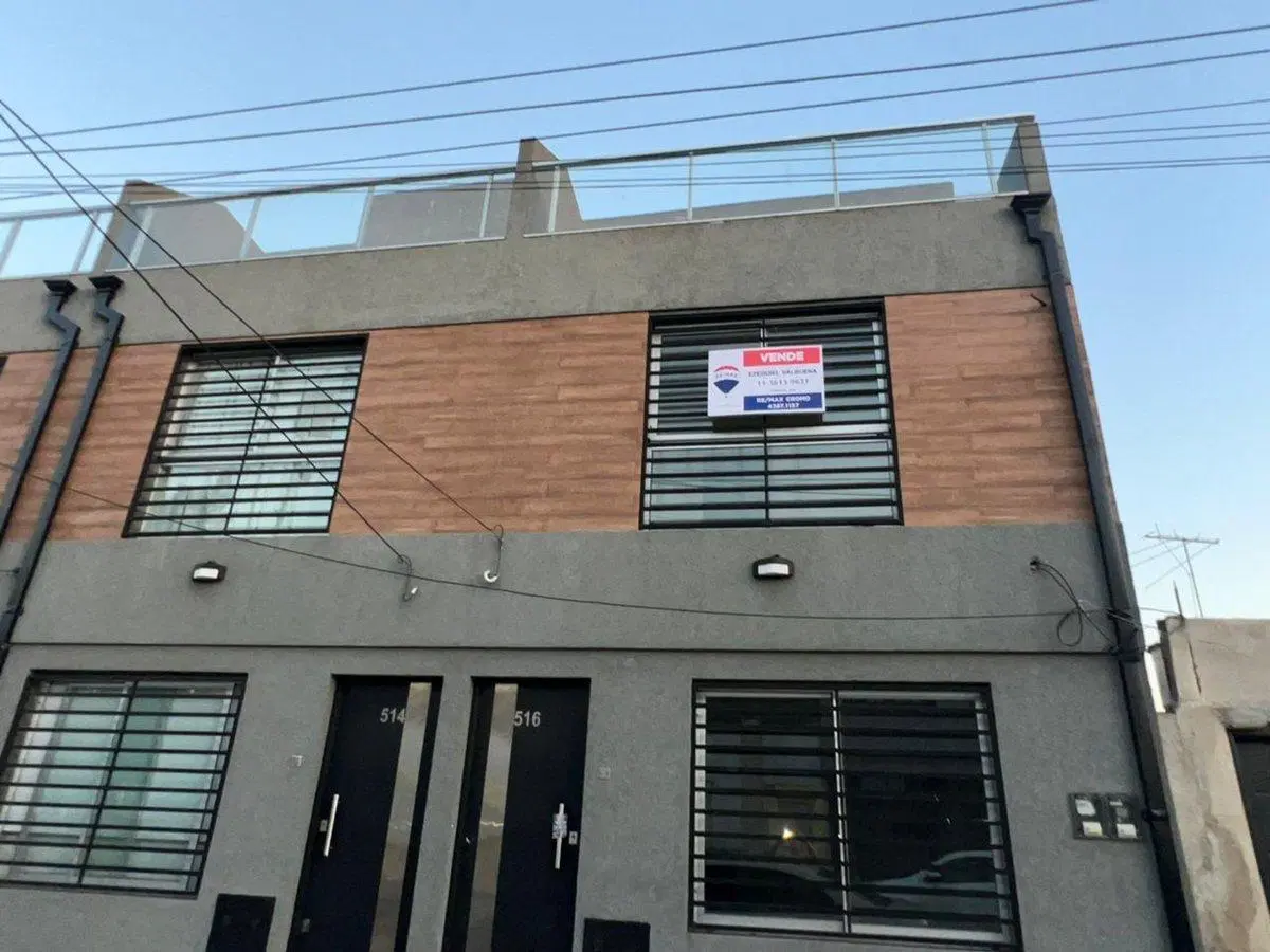 duplex 4 amb en venta con doble balcón y patio 5