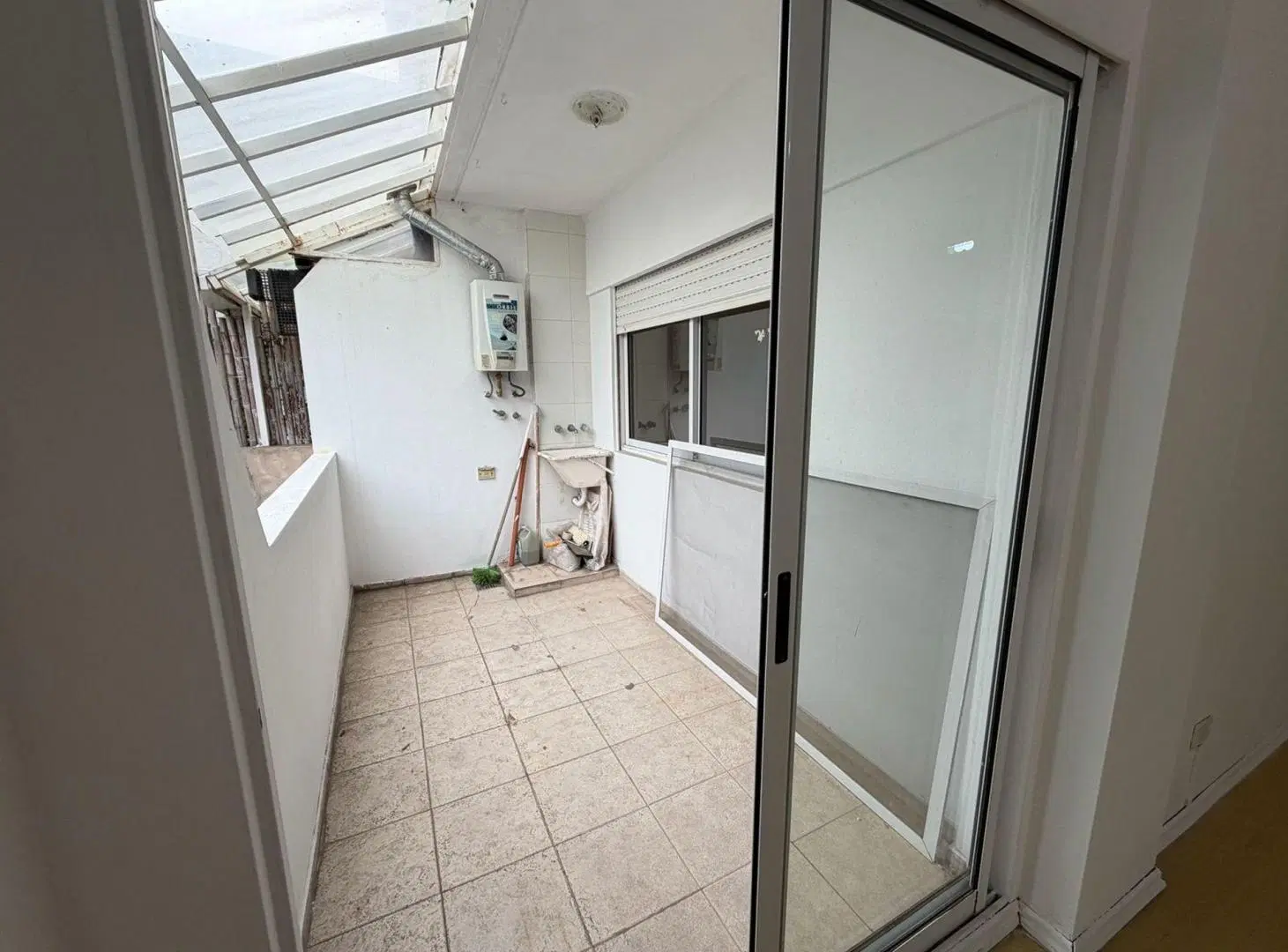 DEPARTAMENTO EN EXELENTE CONDICIONES ZONA ALMAGRO 5