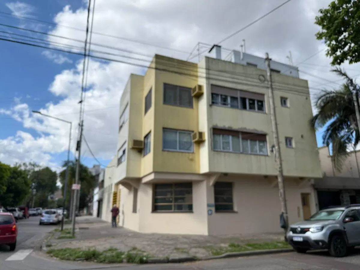 DEPARTAMENTO CON GALPON EN VENTA LANUS OESTE 5
