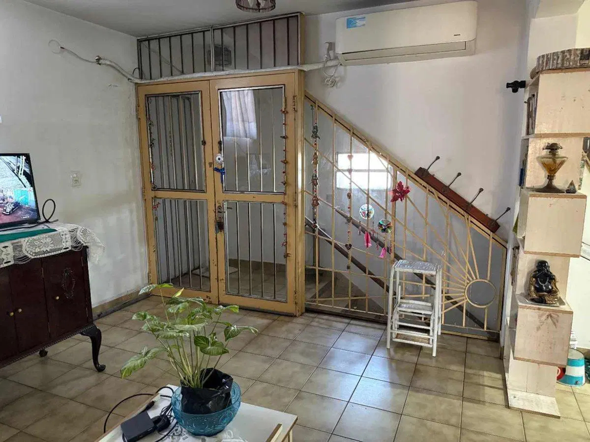 DEPARTAMENTO CON GALPON EN VENTA LANUS OESTE 3
