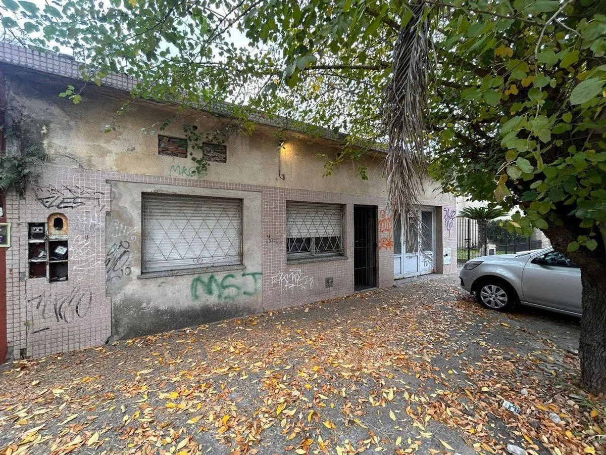 CASA EN VENTA EN SAN JOSE TEMPERLEY A REFACCIONAR 2