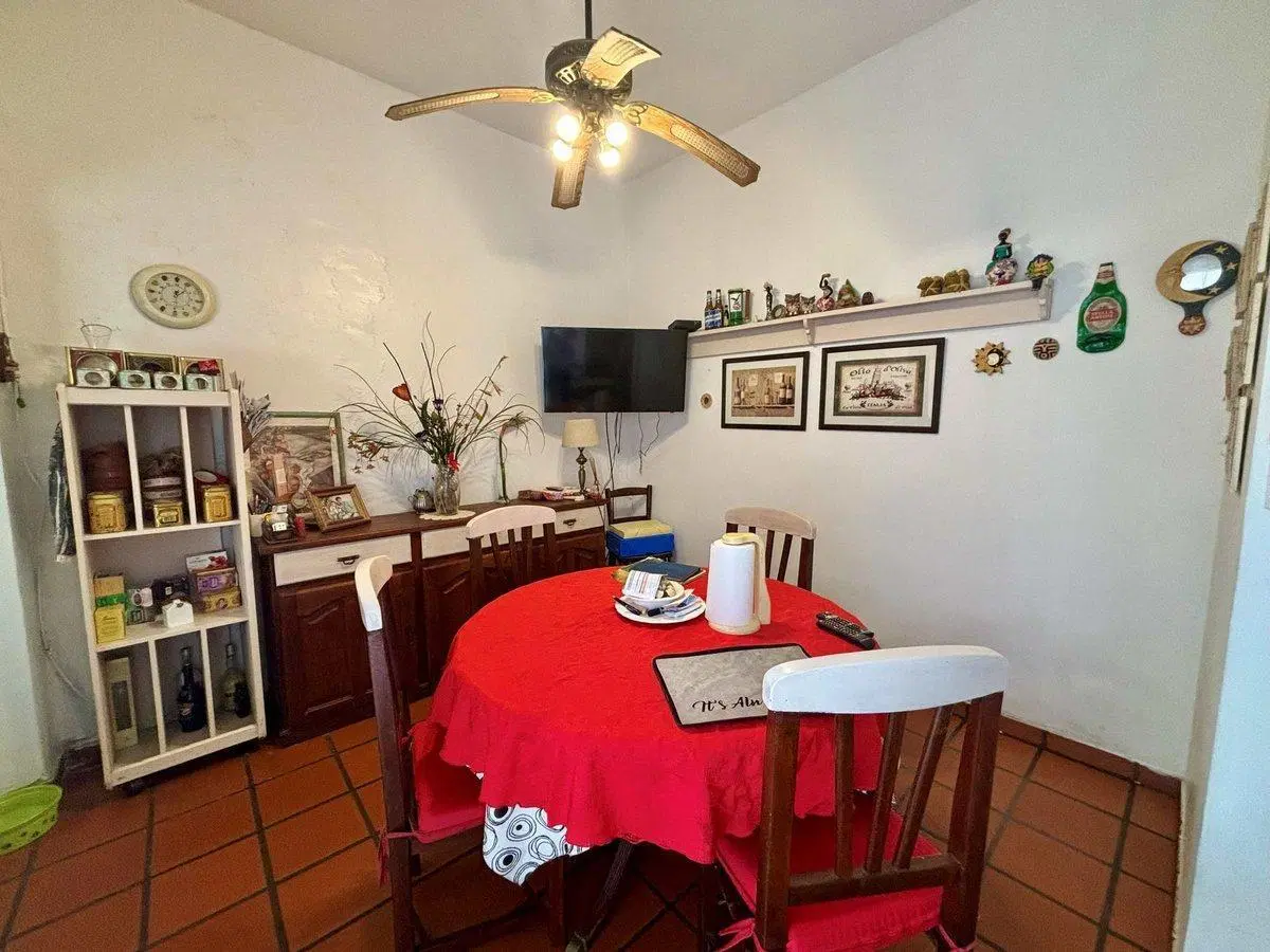 Venta Wilde Casa c/cochera, patio y jardín.PERMUTA 5