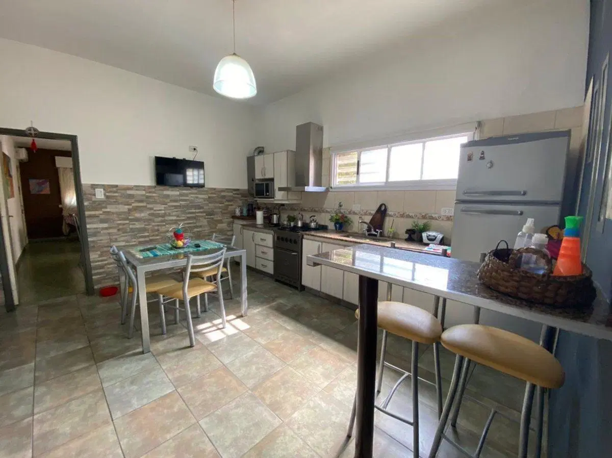 VENTA 2 CASAS DE 3 AMB CON COCHERA - V.ALSINA 3
