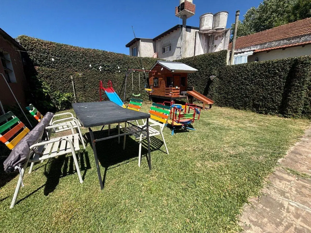 Casa en venta 3 amb c/jardín y cochera -TEMPERLEY 5