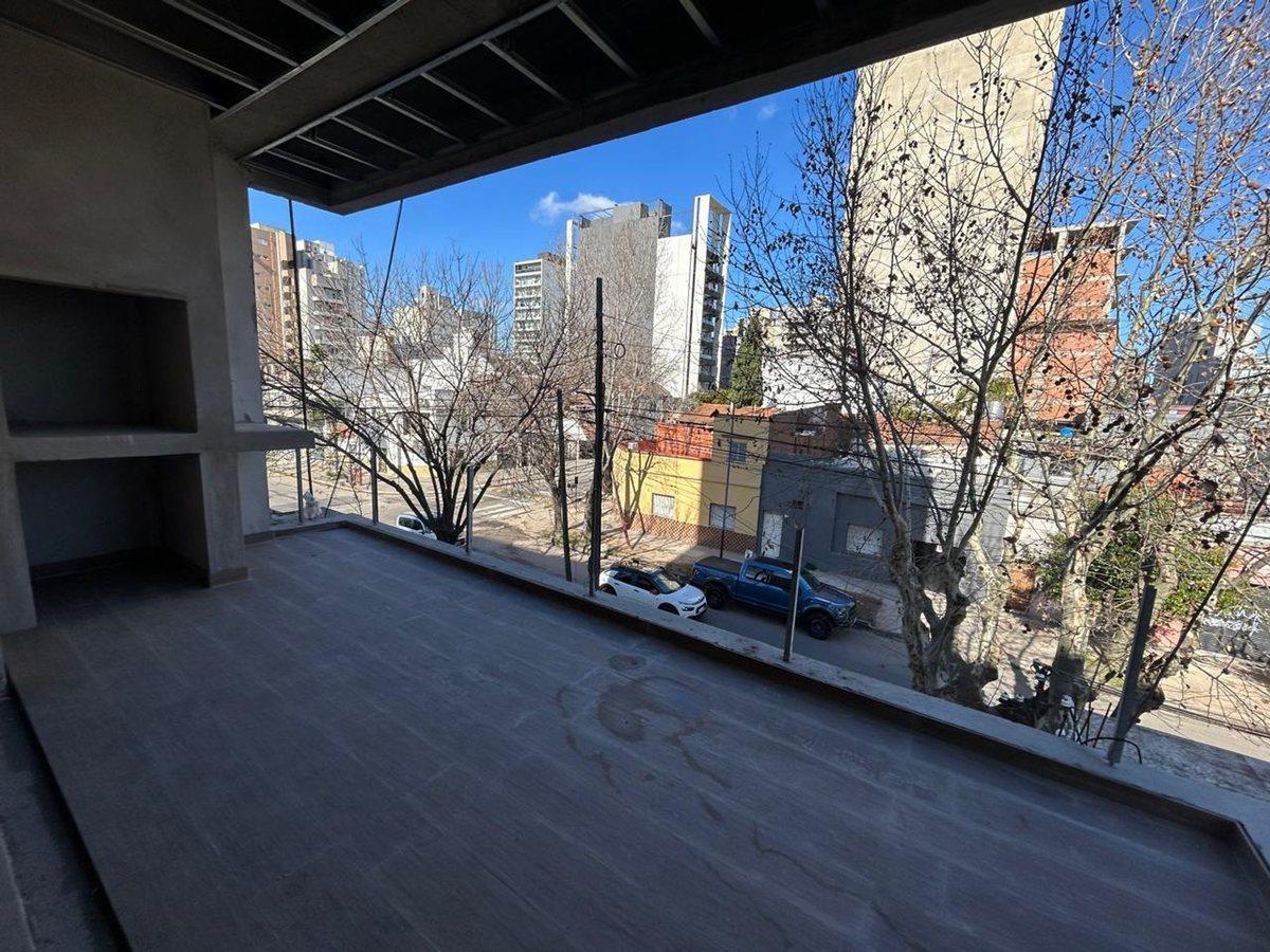Foto de DEPARTAMENTO DE 4 AMB EN VENTA LANUSITA ESTRENAR, imagen 3