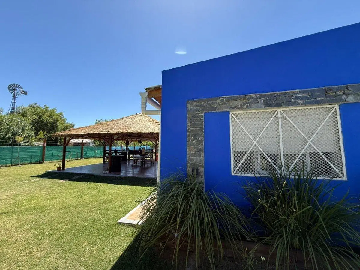Casa quinta 2 lotes con quincho y pileta en venta 5