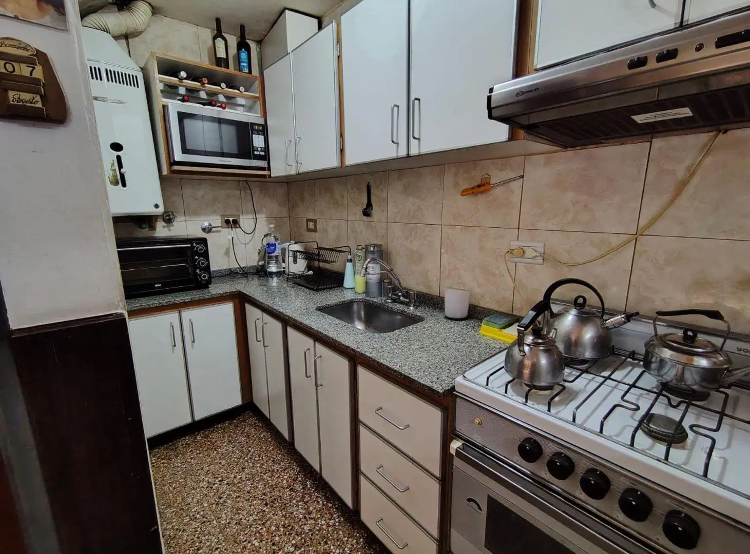 VENTA PH AL FRENTE 4 AMB COCHERA Y TERRAZA LANUS O 4