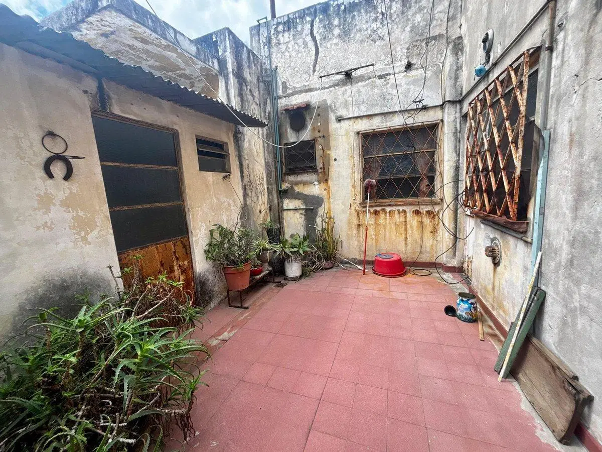 OPORTUNIDAD DE LOTE X 8,66 X 61 LANUS ESTE 3