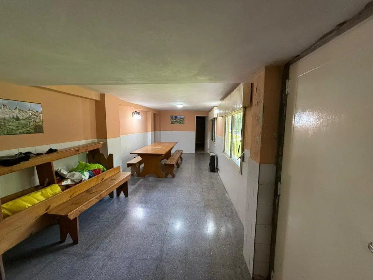 Casa quinta en venta Guernica c/pileta 4
