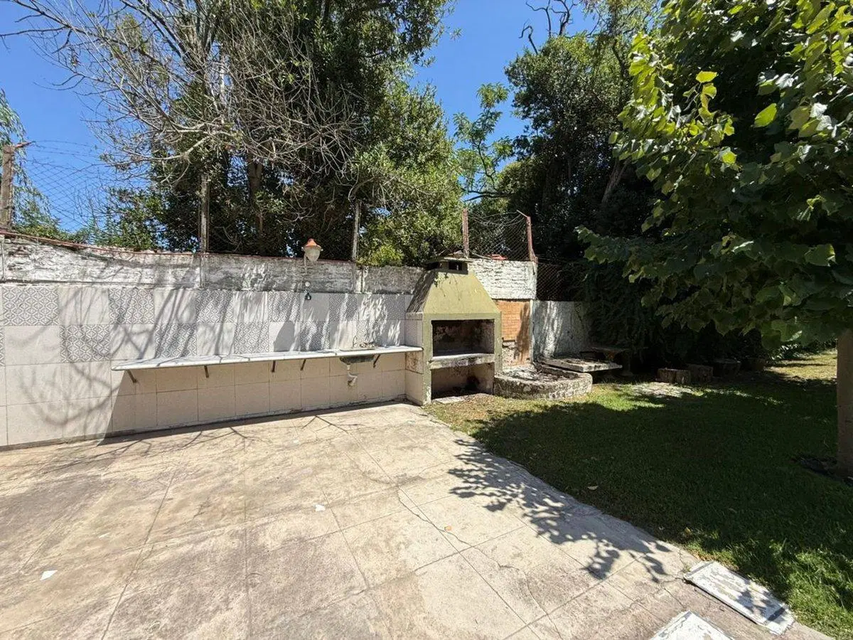 Casa quinta en venta Guernica c/pileta 5