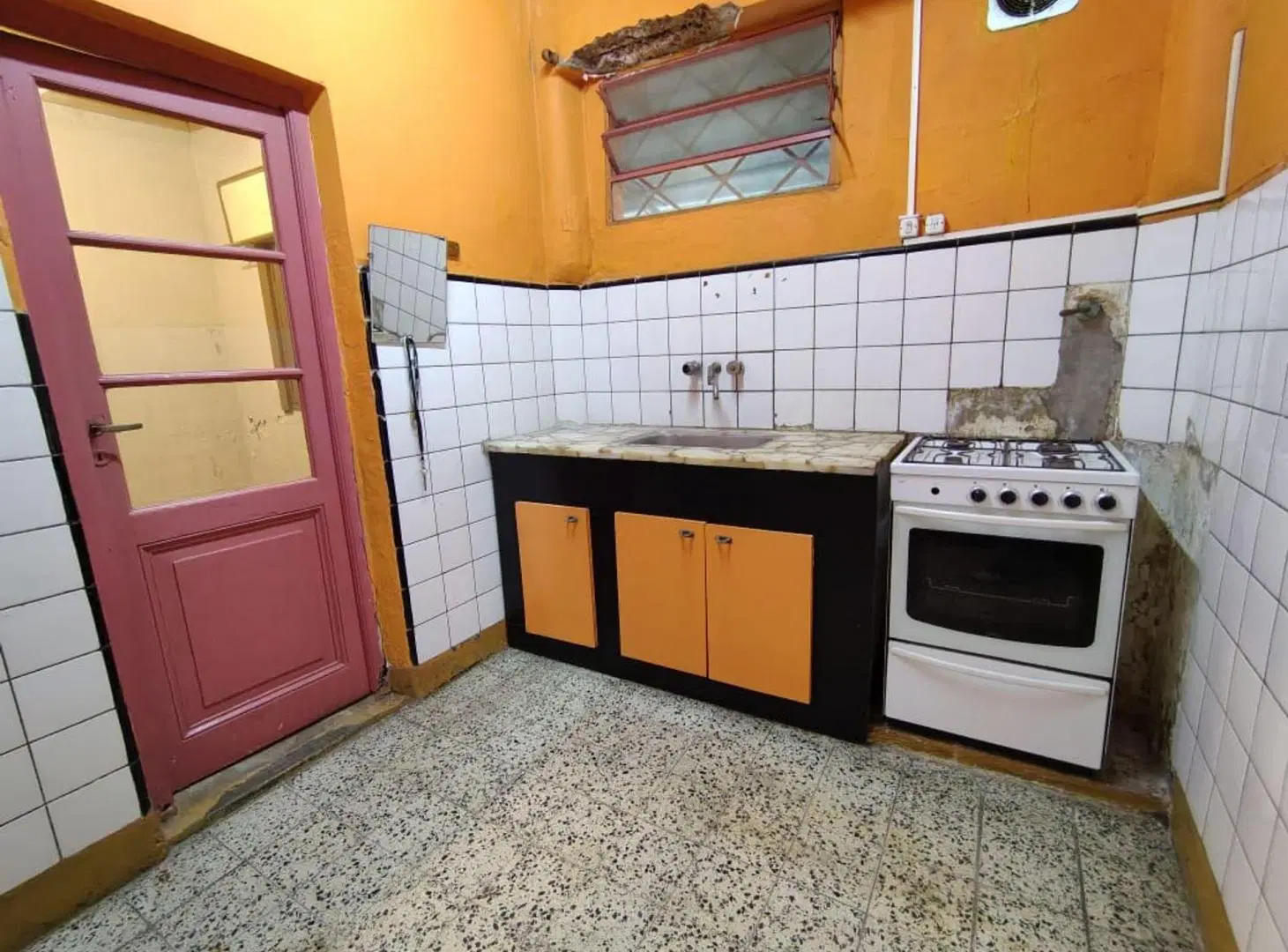 CASA LOTE 210 m² 4 AMBIENTES A REFACCIONAR LANUS 5