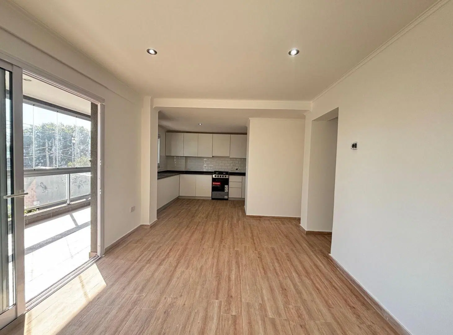 VENTA DEPTO 3 AMB A ESTRENAR C/COCHERA LANÚS OESTE 3