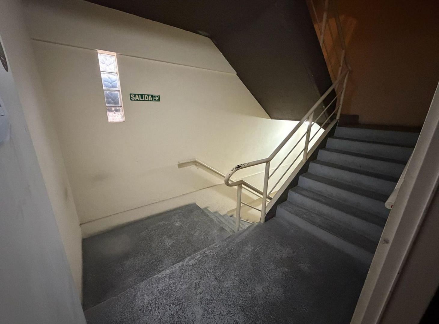 Foto de DEPARTAMENTO EN EXELENTE CONDICIONES ZONA ALMAGRO, imagen 4